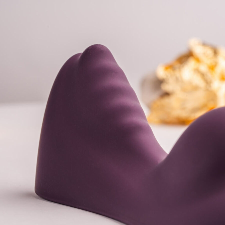 ROCKS- OFF – RUBY GLOW VIBRADOR SIT-ON MORADO