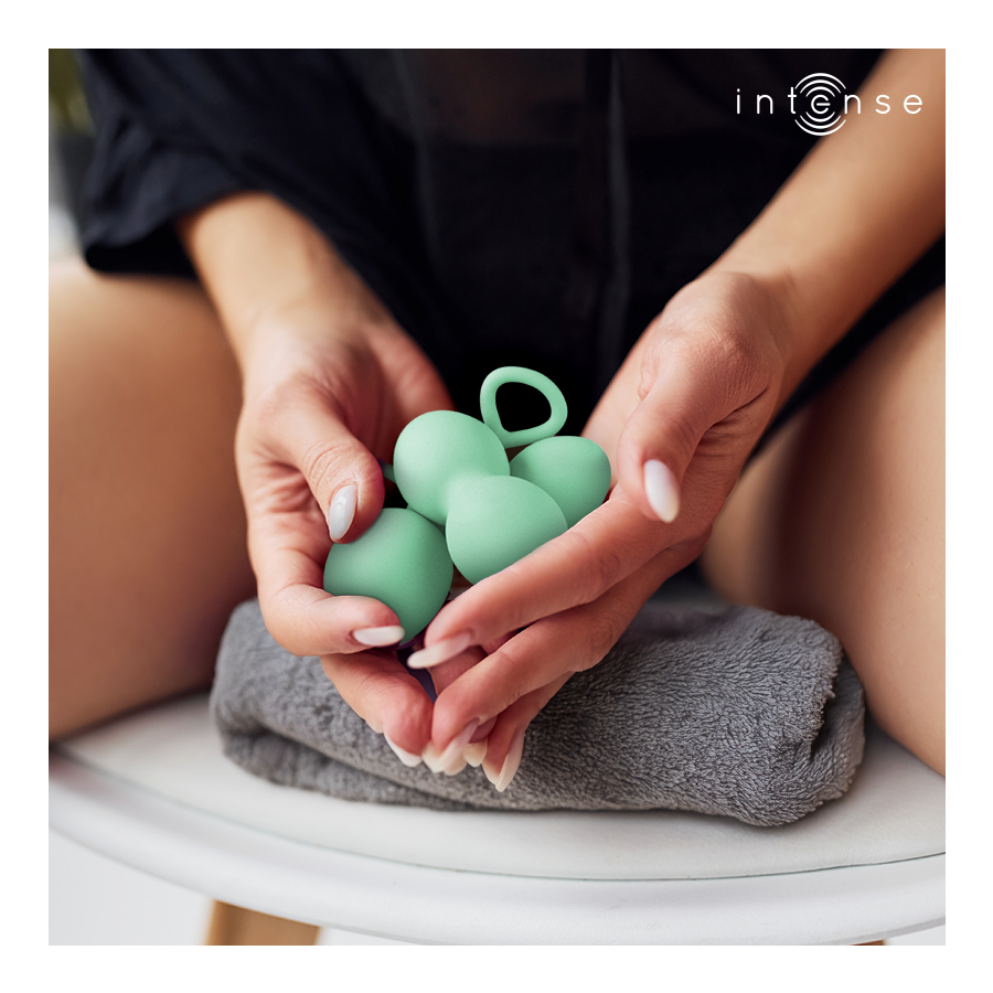 INTENSE – CHARLI KIT BOLAS KEGEL JADE
