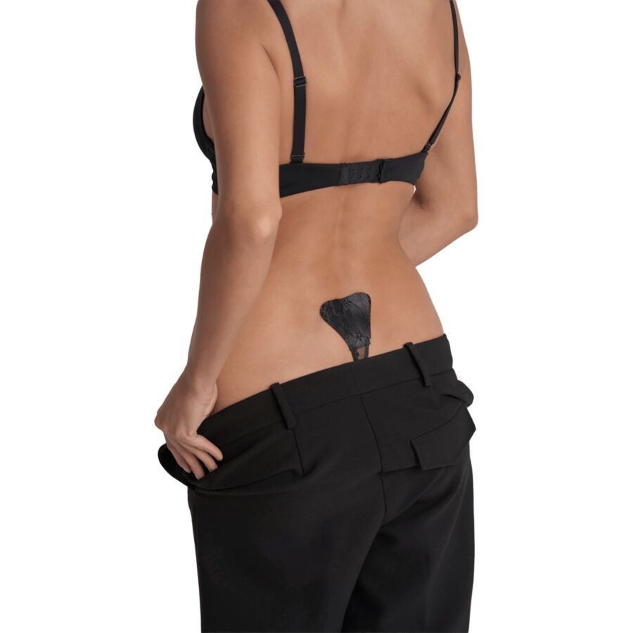 BYE-BRA – TANGA ADHESIVO ENCAJE NEGRO TALLA ÚNICA